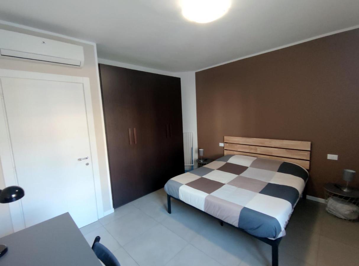 Ferienwohnung Grey House Pavia Con Box Privato Exterior foto