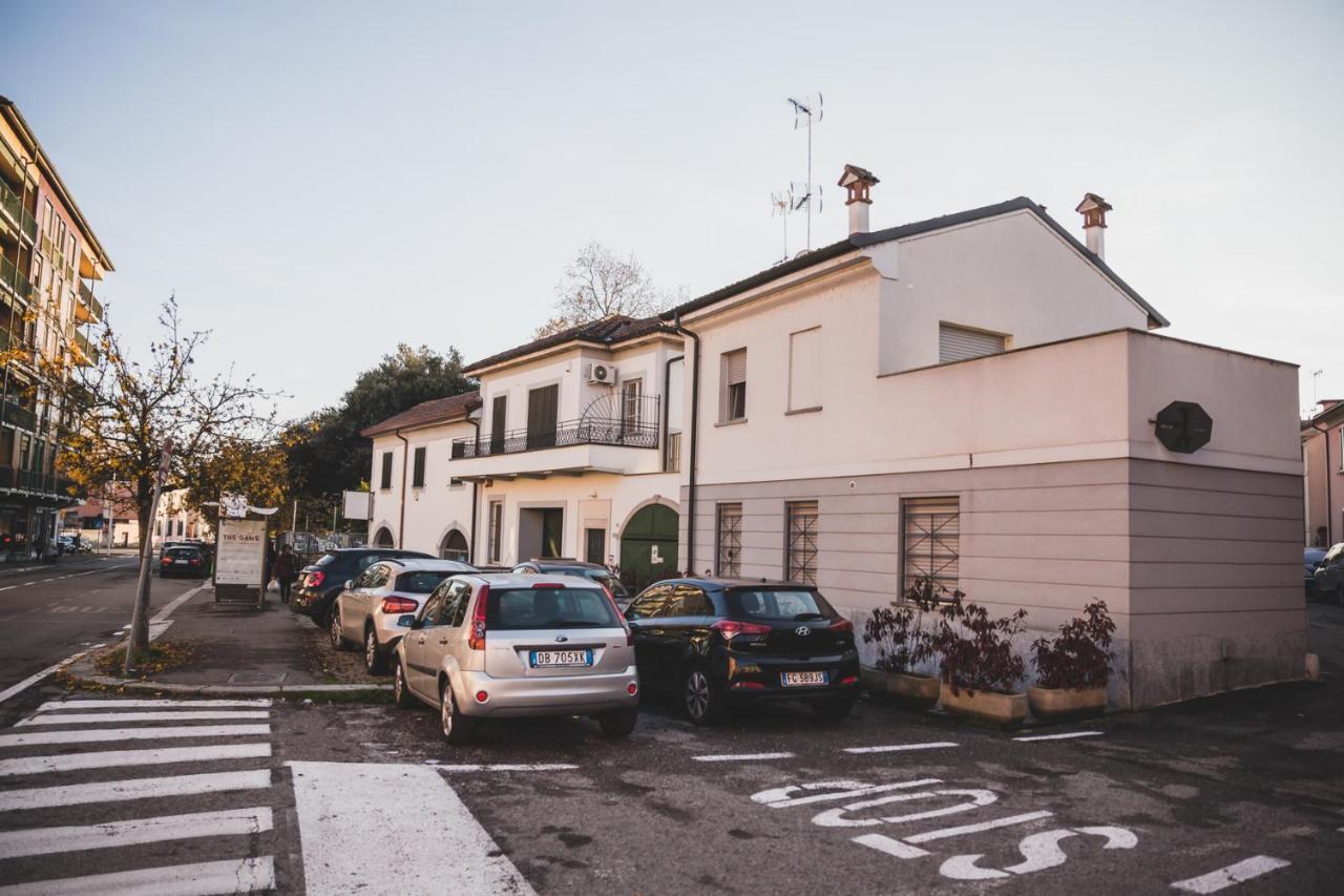 Ferienwohnung Grey House Pavia Con Box Privato Exterior foto